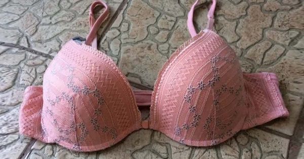 No tiro mi viejo top de traje de baño ni mi sujetador de encaje, antes creo una belleza indescriptible con mis propias manos