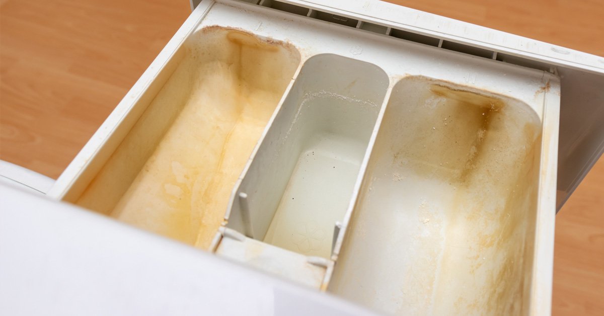 ¿Por qué poner soda en la bandeja de la lavadora?