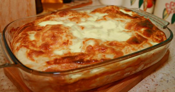 La banitsa perezosa «a lo búlgaro»: ¡Se prepara en un santiamén, y sale muy sabrosa!
