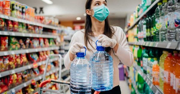 Bienes que absorben dinero de tu billetera como un oso hormiguero hambriento