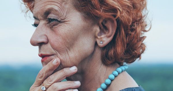 El destino de una mujer que conoció la felicidad del matrimonio a los cuarenta y cuatro El destino de una mujer que conoció la felicidad del matrimonio a los cuarenta y cuatro