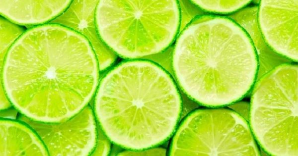 Lo que puedes hacer con el limón congelado.