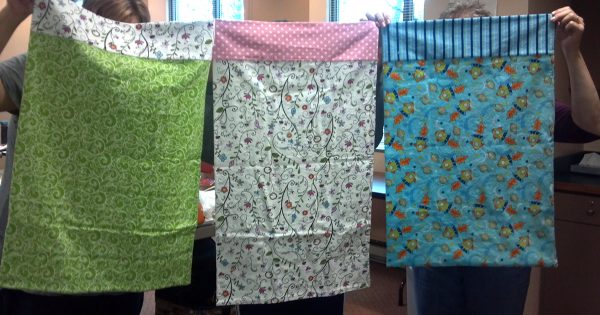 Como crear un colchón de fundas y almohadas