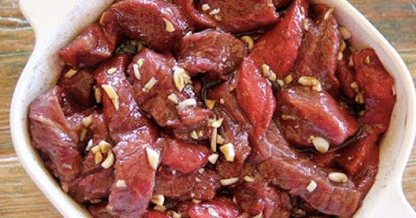 Cómo cocinar carne al horno: ¡Agrega el ingrediente secreto para la suavidad!