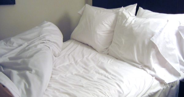 ¡Al llegar a saber ESTO, dejarás de hacer la cama por la mañana! La razón es muy importante…