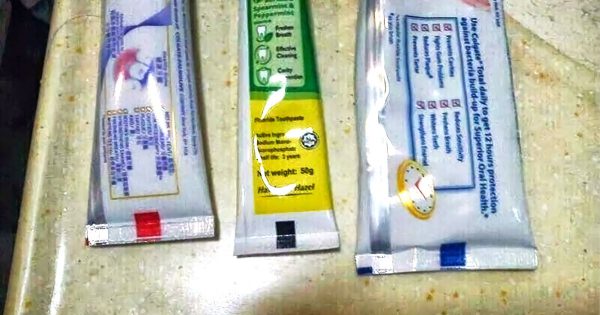 El significado de las rayas de colores en los tubos de pasta de dientes.