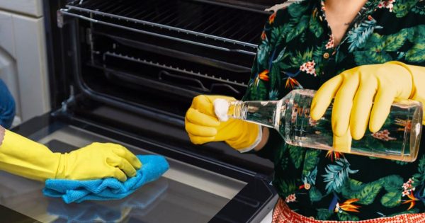 Cómo limpiar la cocina con vodka Cómo limpiar la cocina con vodka