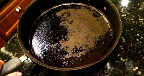 Cómo limpiar sartenes con Coca-Cola