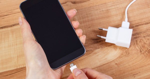 Cómo no estropear la batería de tu móvil. 5 cosas que no debes hacer Cómo no estropear la batería de tu móvil. 5 cosas que no debes hacer