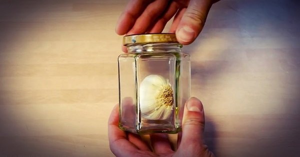 Cómo pelar el ajo rápidamente