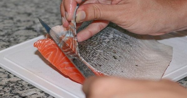 5 fallos típicos que cometemos al preparar salmón, o cómo no arruinar un producto saludable y costoso.