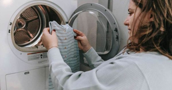 Una astuta madre de tres hijos me enseñó como secar en la lavadora Una astuta madre de tres hijos me enseñó como secar en la lavadora
