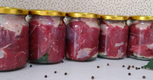 Almaceno carne sin refrigerador durante todo un año; he aquí mi forma de hacerlo. No se necesita autoclave