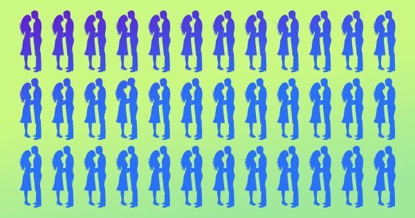 Las alegres amas de casa no se aburren en casa, hacen pruebas fascinantes, pruébalo tú mismo