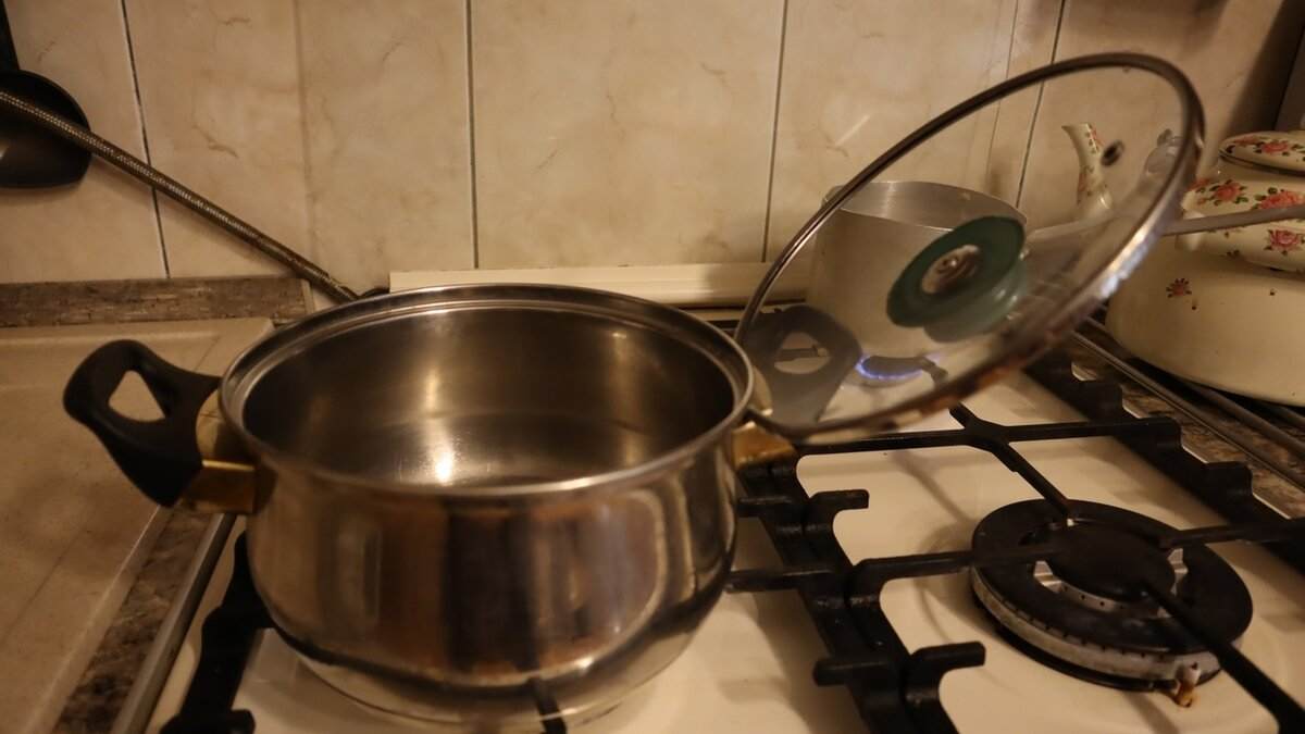 Por qué deberías tapar tus ollas y recipientes al cocinar?