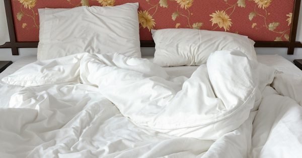 ¿Es realmente necesario hacer la cama por la mañana?