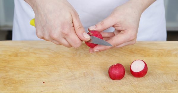 El aperitivo de hoy: Ensalada primaveral, fresca y crujiente.
