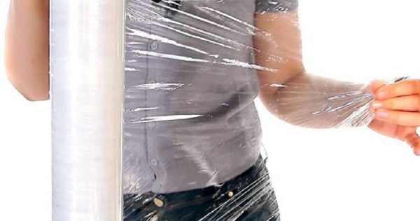 Ella envolvió su cintura en papel film. ¡El resultado fue asombroso!