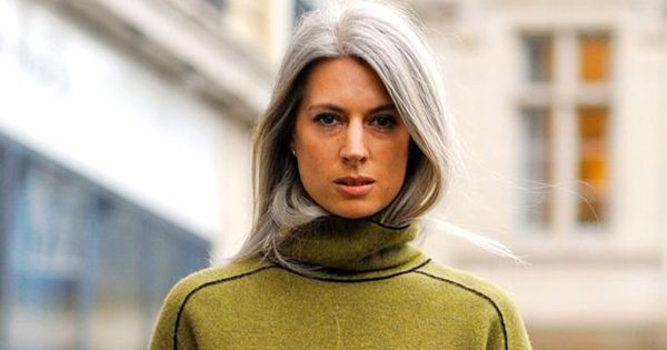 Echa un vistazo a la mujer con más estilo de British Vogue, Sarah Harris, e inspírate en su impecable gusto