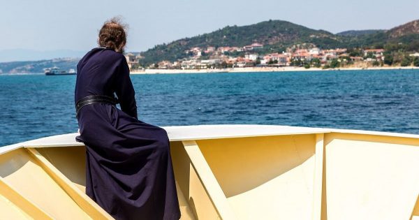 Por qué no puedes condenar las acciones de los demás, ni siquiera mentalmente