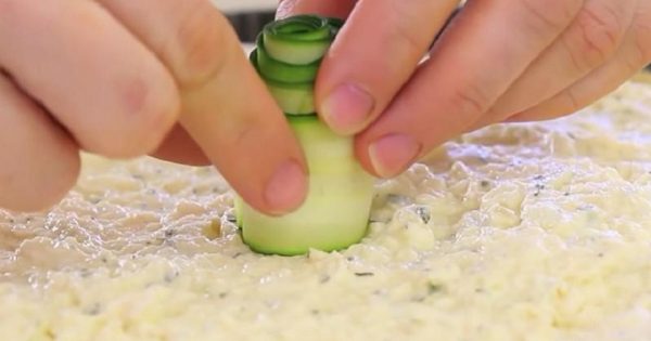 15 sencillas ideas para convertir tus pasteles y bollos en unas verdaderas obras de arte.