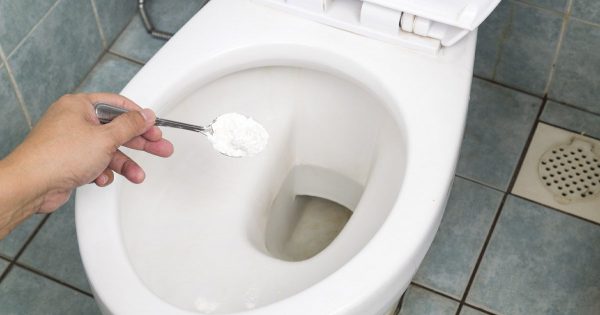 Limpieza de artículos del hogar con soda