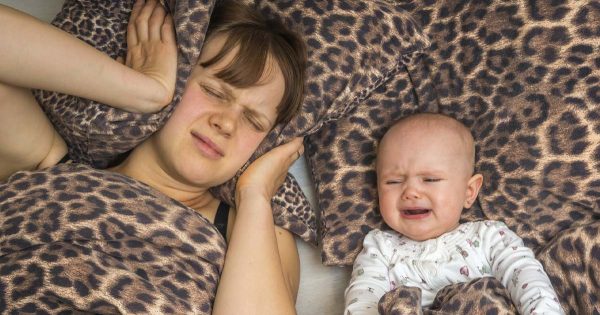 Todas las mañanas me despertaba destrozada y cansada, sólo las cámaras de vigilancia me ayudaron a saber qué pasaba…