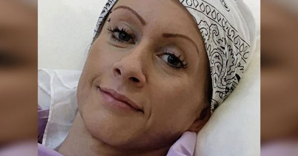 A esta madre de 41 años le detectaron un cáncer terminal. ¡En su ayuda llegó la esposa de su ex marido!