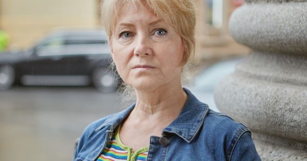 Algunas señoras de más de 60 años destacan por su falta de aseo, les delatan un par de pequeñas cosas que llaman la atención Algunas señoras de más de 60 años destacan por su falta de aseo, les delatan un par de pequeñas cosas que llaman la atención