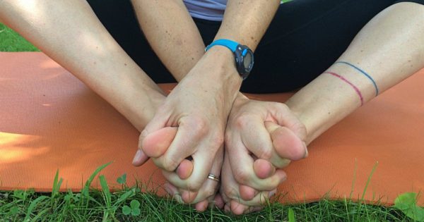 ¿Por qué cruzar los dedos de las manos y los pies?