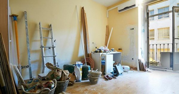 Por qué no se debe comprar un piso a los familiares cercanos