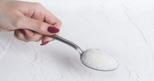 Qué puede reemplazar el azúcar: qué echarle al té y al café en lugar de azúcar