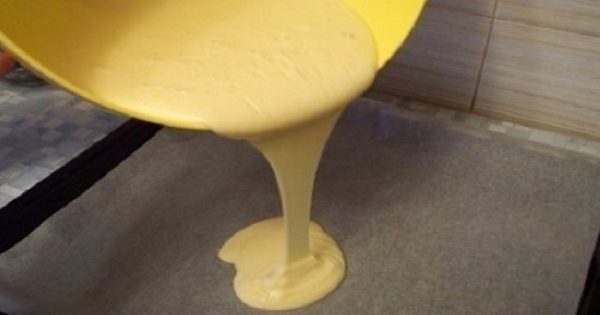 Un rollo de bizcocho para acompañar tu té. ¡Muy rápido y muy sabroso!