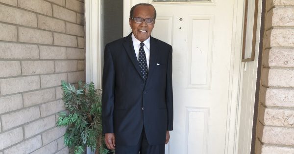 Gracias a estos 5 productos, a sus 114 años, ¡este hombre goza de excelente salud!