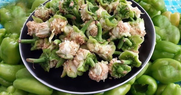 Cómo utilizar las semillas de pimienta en el menú