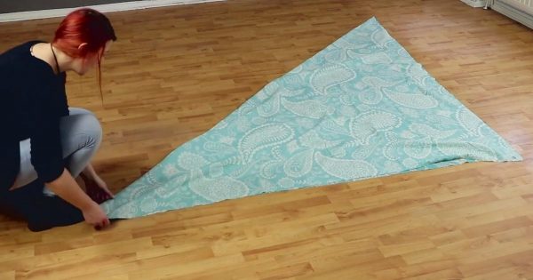 Vestido de verano hecho con las propias manos sin patrón